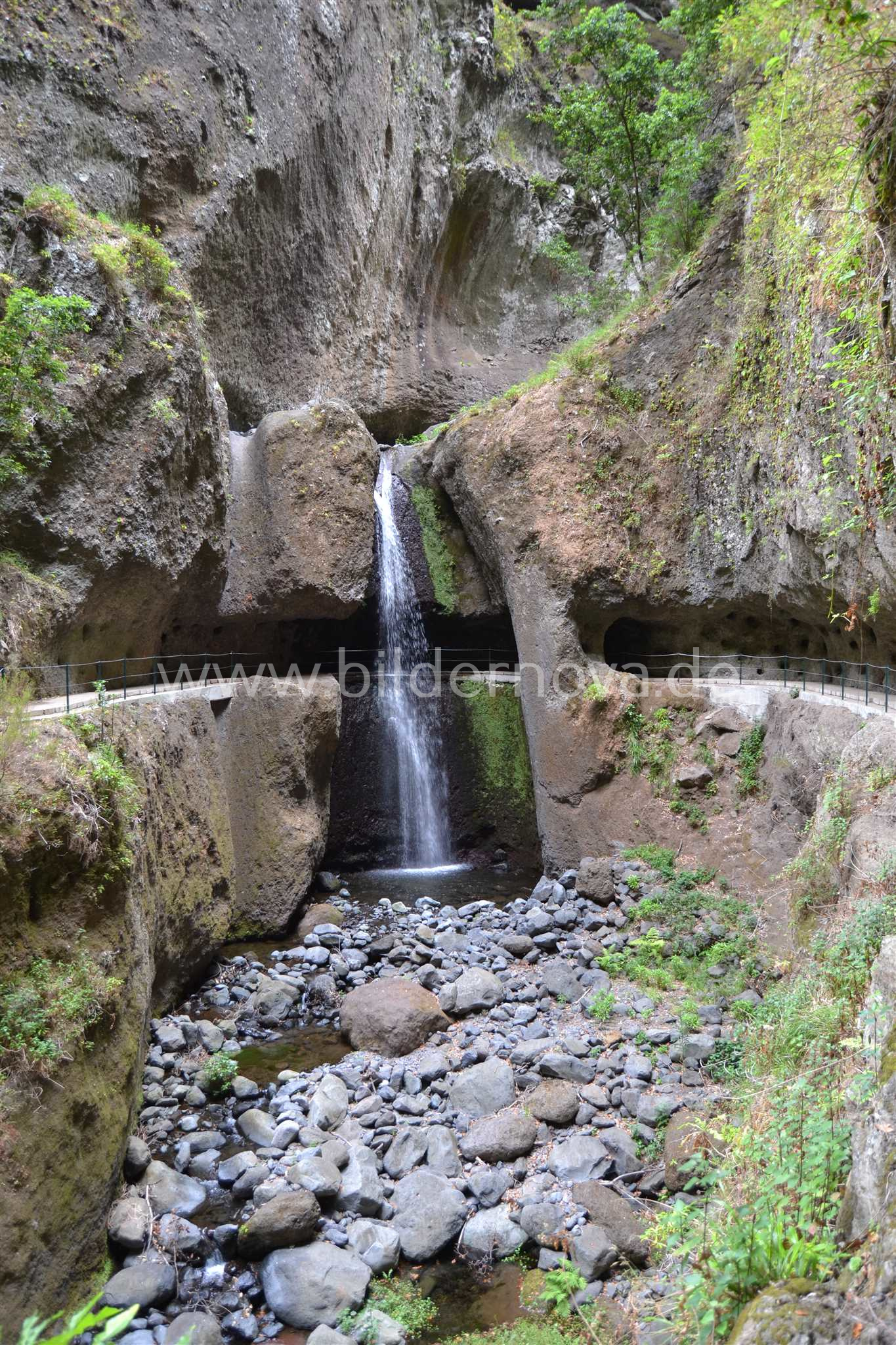 Madeira/Portugal - Schlucht - Levada (ID: 000061)